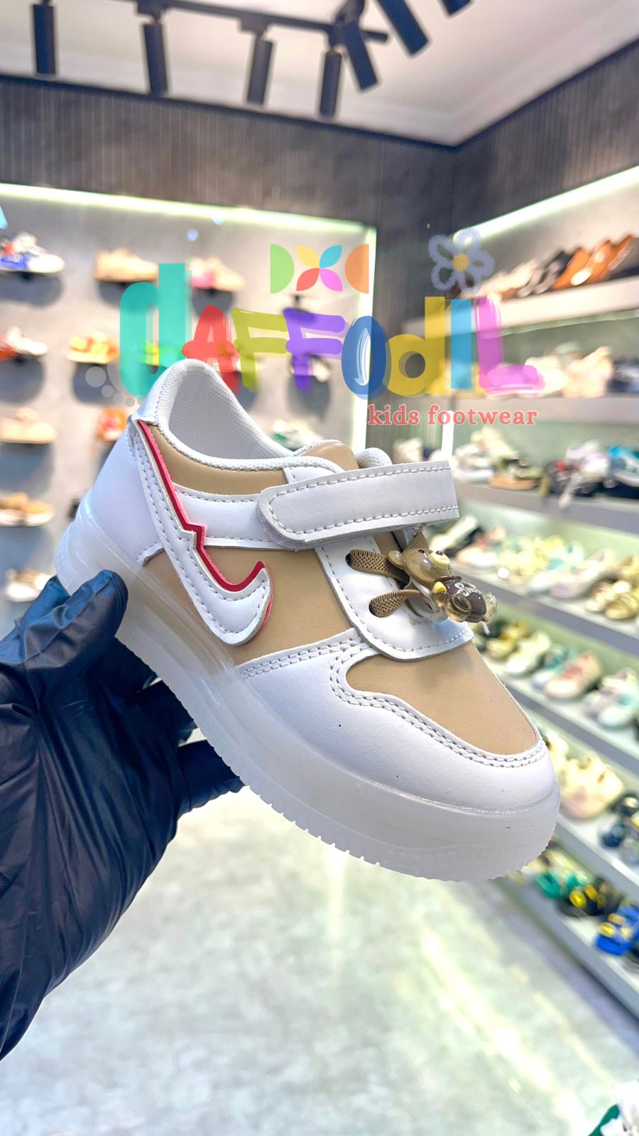 Beige Sneakers view 2